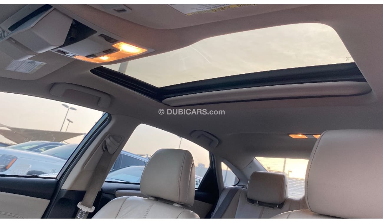 Toyota Avalon Hybrid