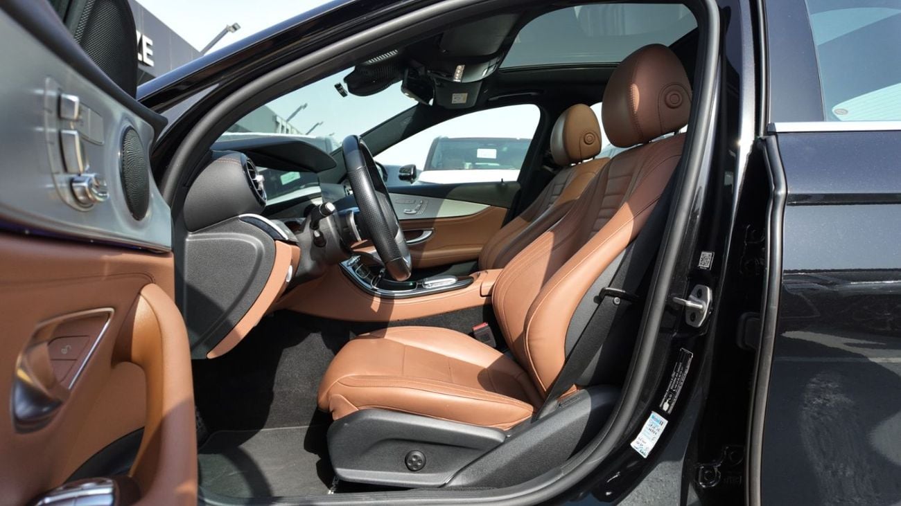 Mercedes Benz E200 MERCEDES-BENZ E200 AMG 2022