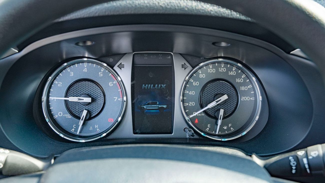 Toyota Hilux 2025 Toyota Hilux TRD SR5 4.0L petrol AT - GCC (Export price)