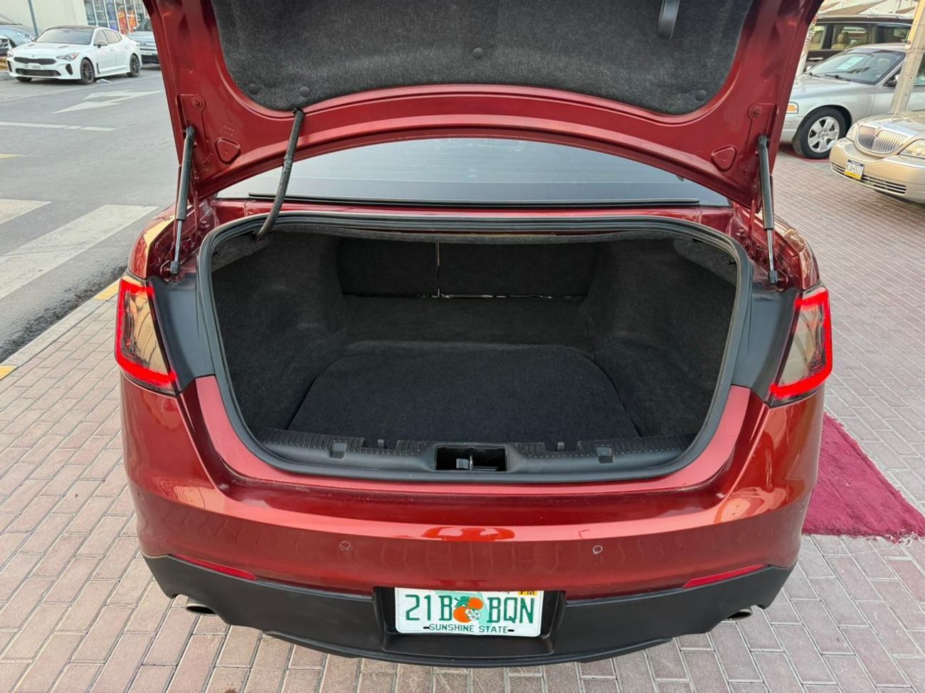 فورد توروس LOW Mileage  good comdtion