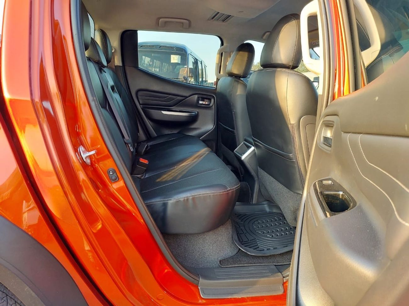 ميتسوبيشي تريتون MITSUBISHI TRITON GSR PICK UP RHD 2021 MODEL 2.4 L DIESEL AUTOMATIC(PM05054)