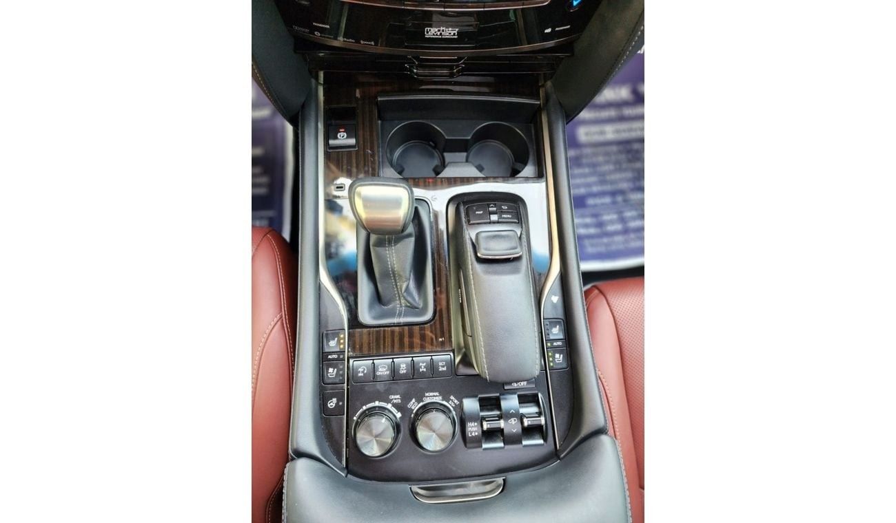 لكزس LX 570 Full option UAE PASS