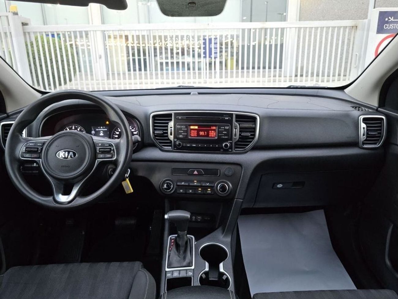 Kia Sportage LX Top 2.4L KIA SPORTAGE 2017 GCC ORGINAL PAINT // ACCIDENT FREE // GOOD CONDITION