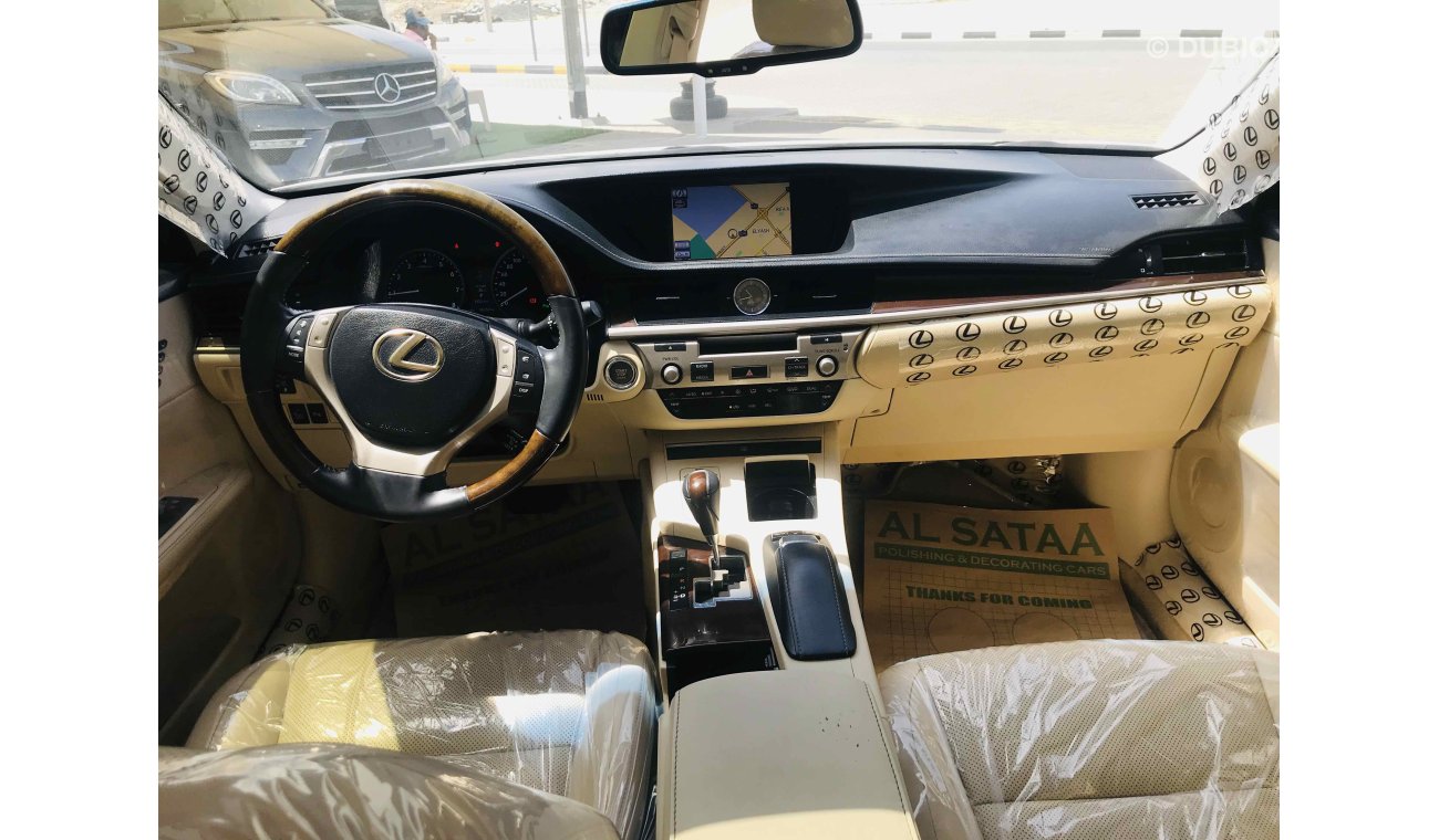 لكزس ES 350 سياره نظيفه جدا بحاله ممتاذه ضمان شاسيه جير ماكينه