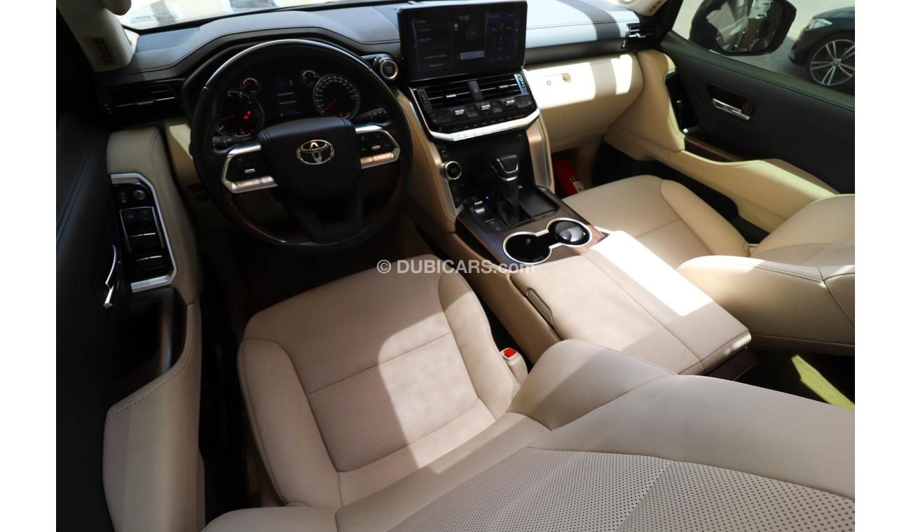 Toyota Land Cruiser J300