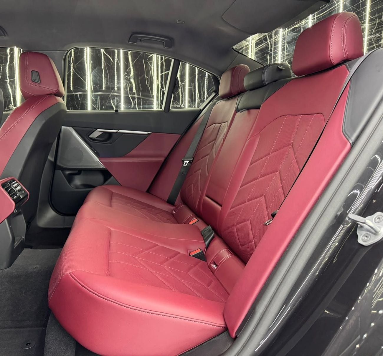 BMW 520i PURE BMW 5 Series 520 2025 | Full PPF | GCC | Low Mileage | AGMC Warranty 2030 | AGMC Service 2030
