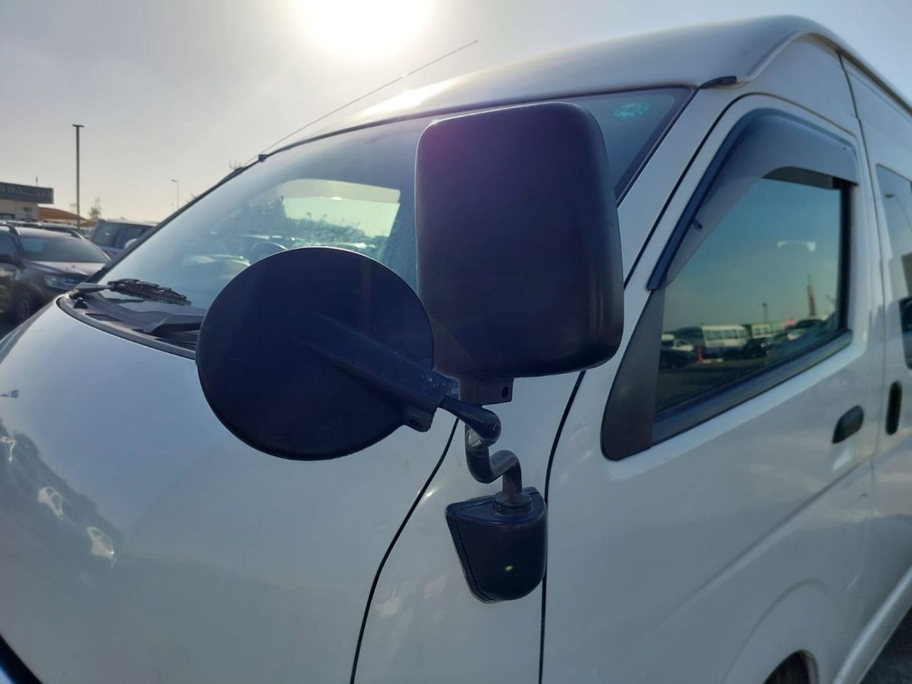 تويوتا هاياس TOYOTA HIACE COMMUTER VAN RHD 2015 MODEL 3.0 L DIESEL AUTOMATIC(PM16486)