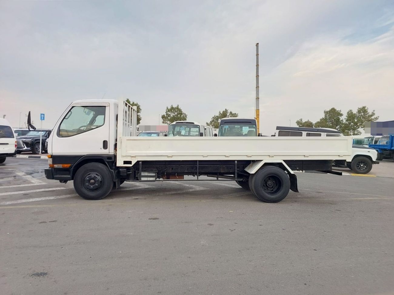 ميتسوبيشي فوسو كانتير MITSUBISHI CANTER TRUCK RHD 1996 MODEL 4.5 L DIESEL MANUAL(PM20996)