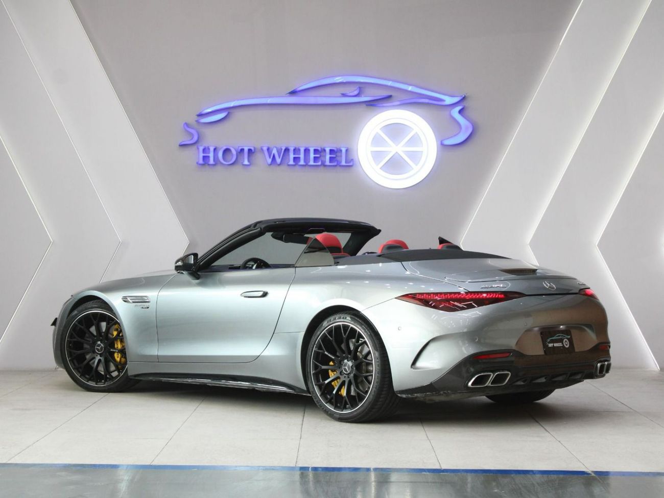 Mercedes-Benz SL 63 AMG Soft top Convertible