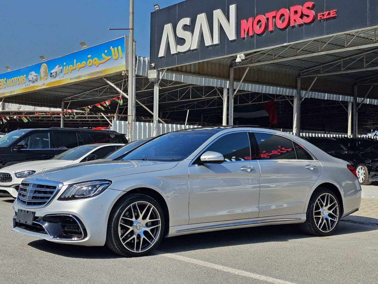Mercedes-Benz S 560 Std 4.0L (463 HP)