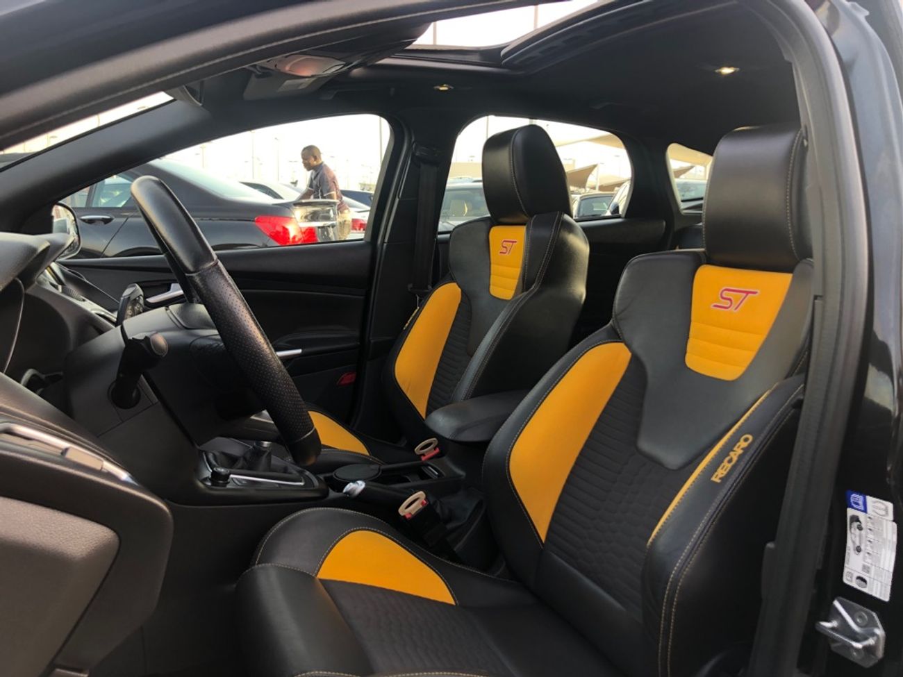 Ford Focus FORD FOCUS ST MODEL 2017 GCC car prefect condition full w