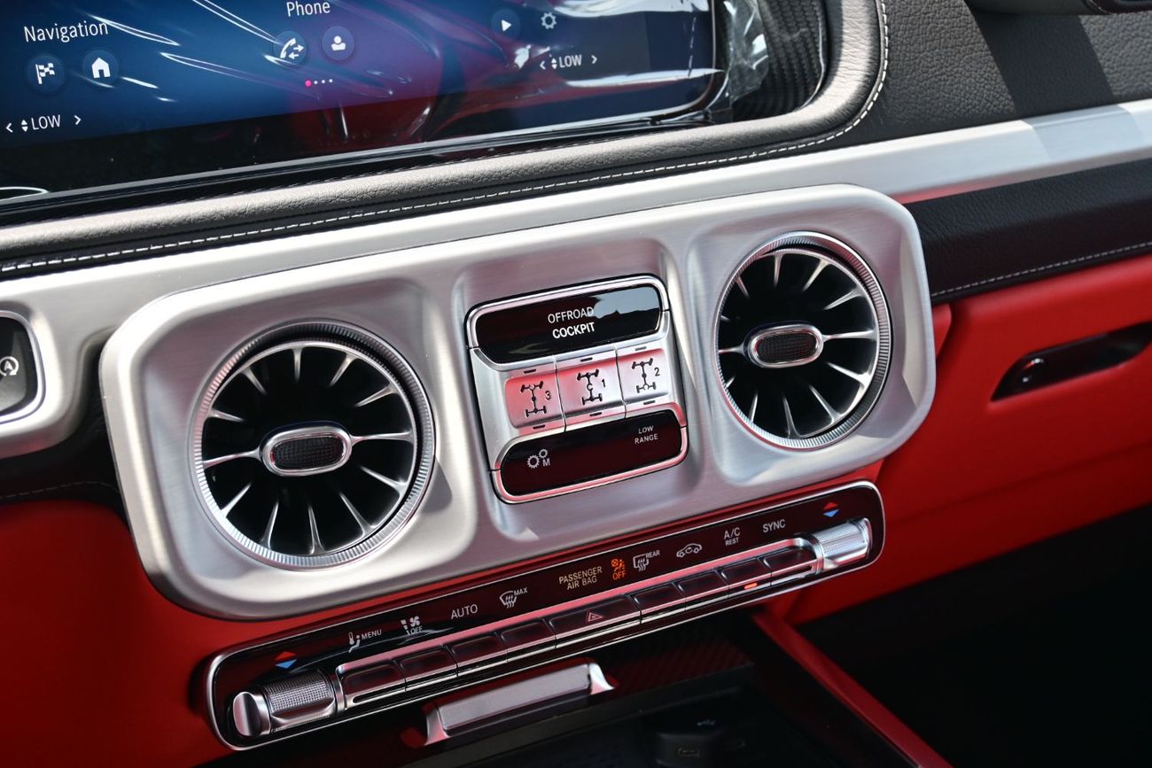 Mercedes-Benz G 63 AMG 4MATIC SUV Mercedes AMG G63, 4.0-litre Twin-Turbocharged Petrol V8 Engine