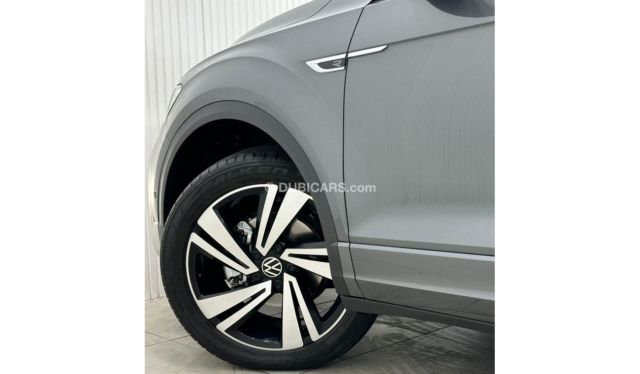 Volkswagen T ROC 2023 Volkswagen T-Roc R-Line, March 2026 VW Warranty, March 2027 VW Service Contract, Low Kms, GCC