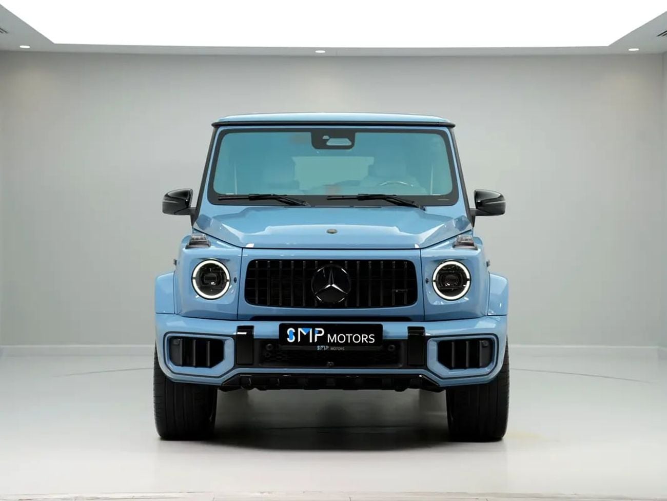 مرسيدس بنز G 63 AMG ستاندارد G63 AMG | A22 | CHINA BLUE EXTERIOR | FULL OPTION