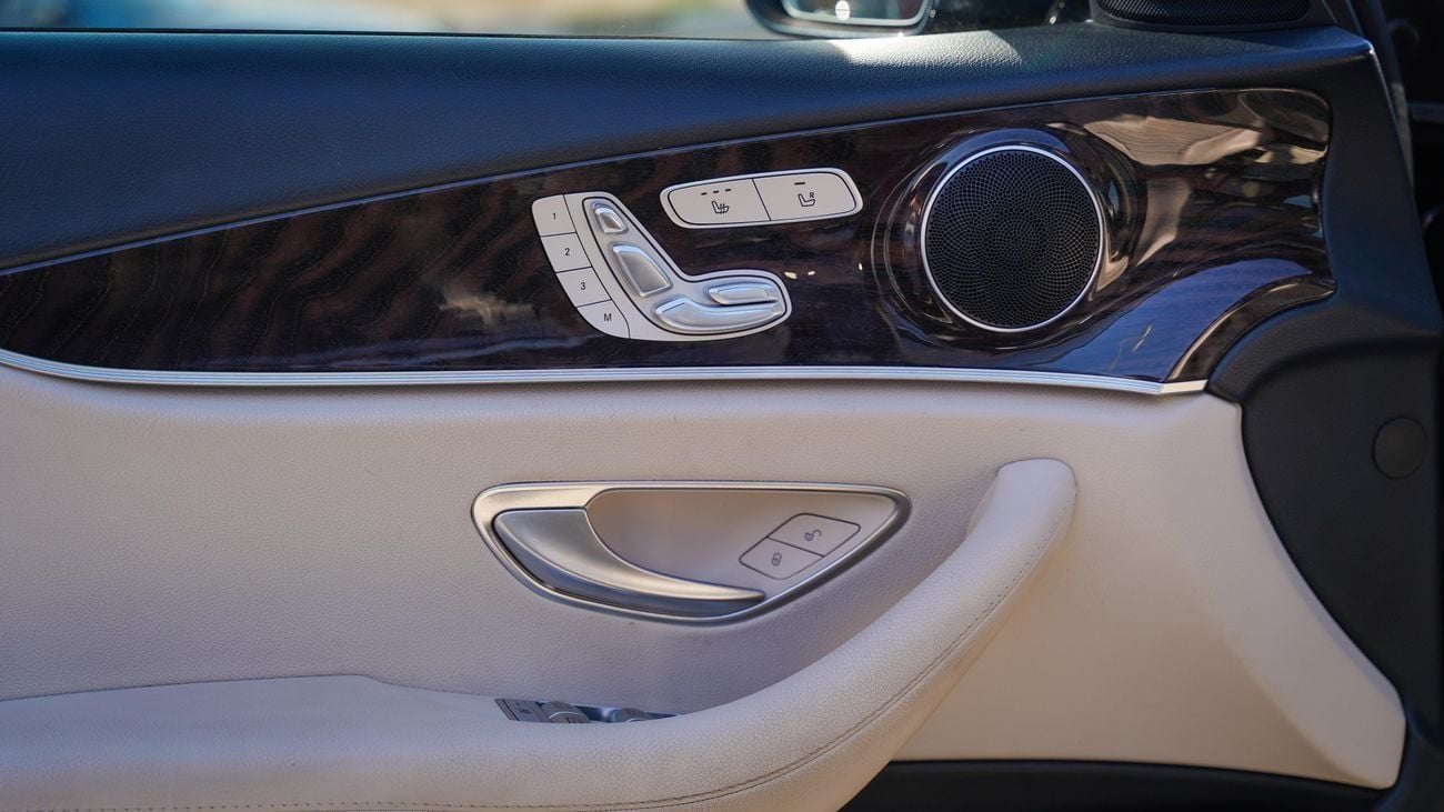 مرسيدس بنز E300 AMG