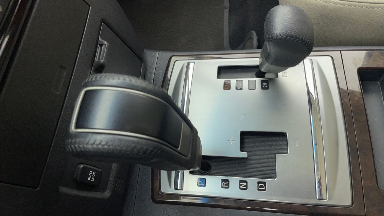 ميتسوبيشي باجيرو 2020 GLS HIGHLINE | AED 1067/Month | 0 DP | 30 Day Return | Warranty | Service History