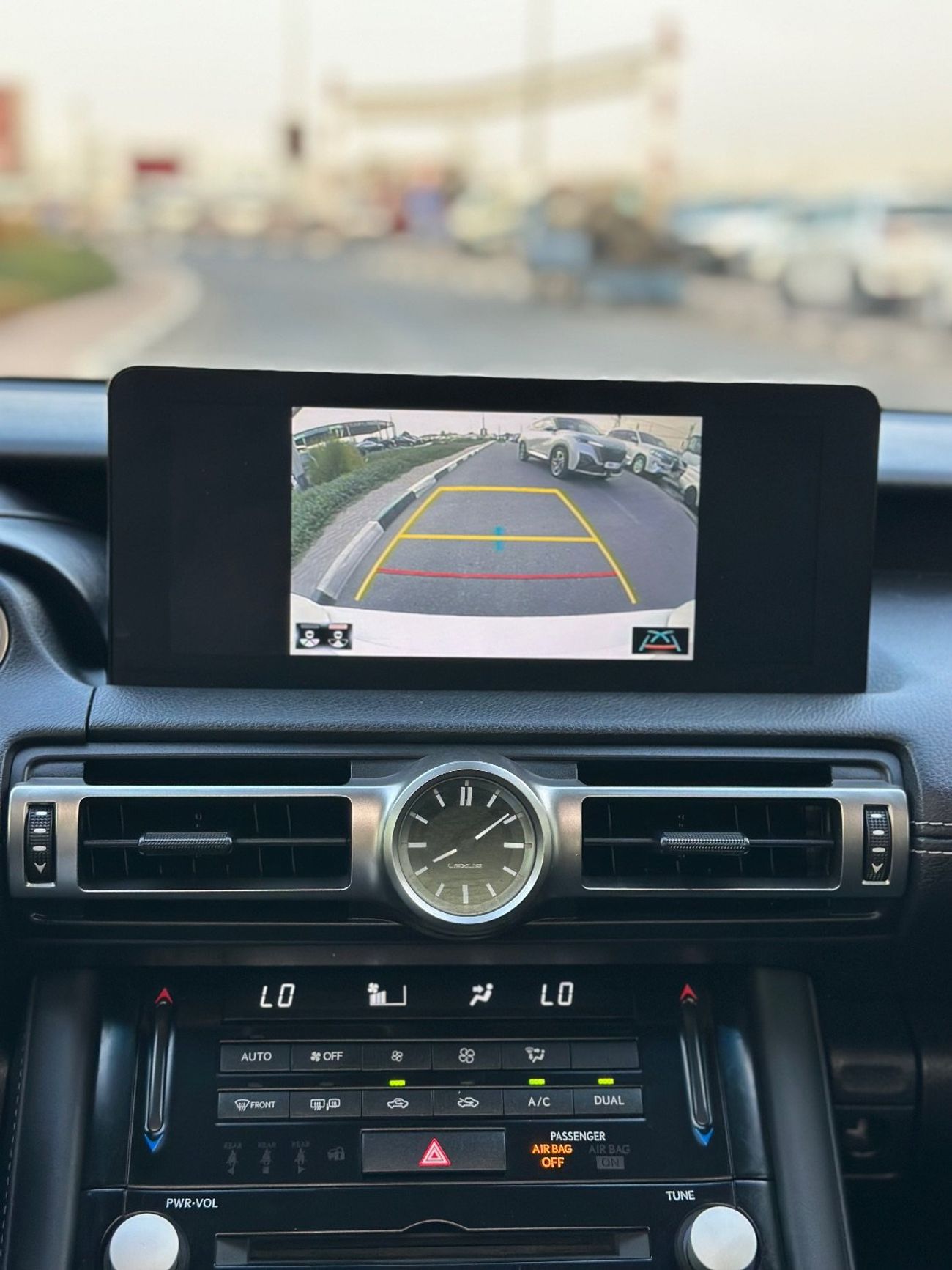 Lexus IS350 F Sport Platinum AWD 3.5 L | Cooling and heating seats | Radar, Road Assist system | Full option