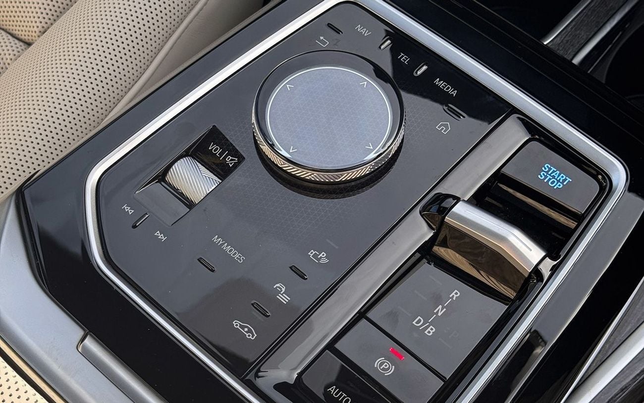 بي أم دبليو i7 XDRIVE60 BUSINESS EXCELLENCE xDrive60 Excellence Pro Right Hand Drive