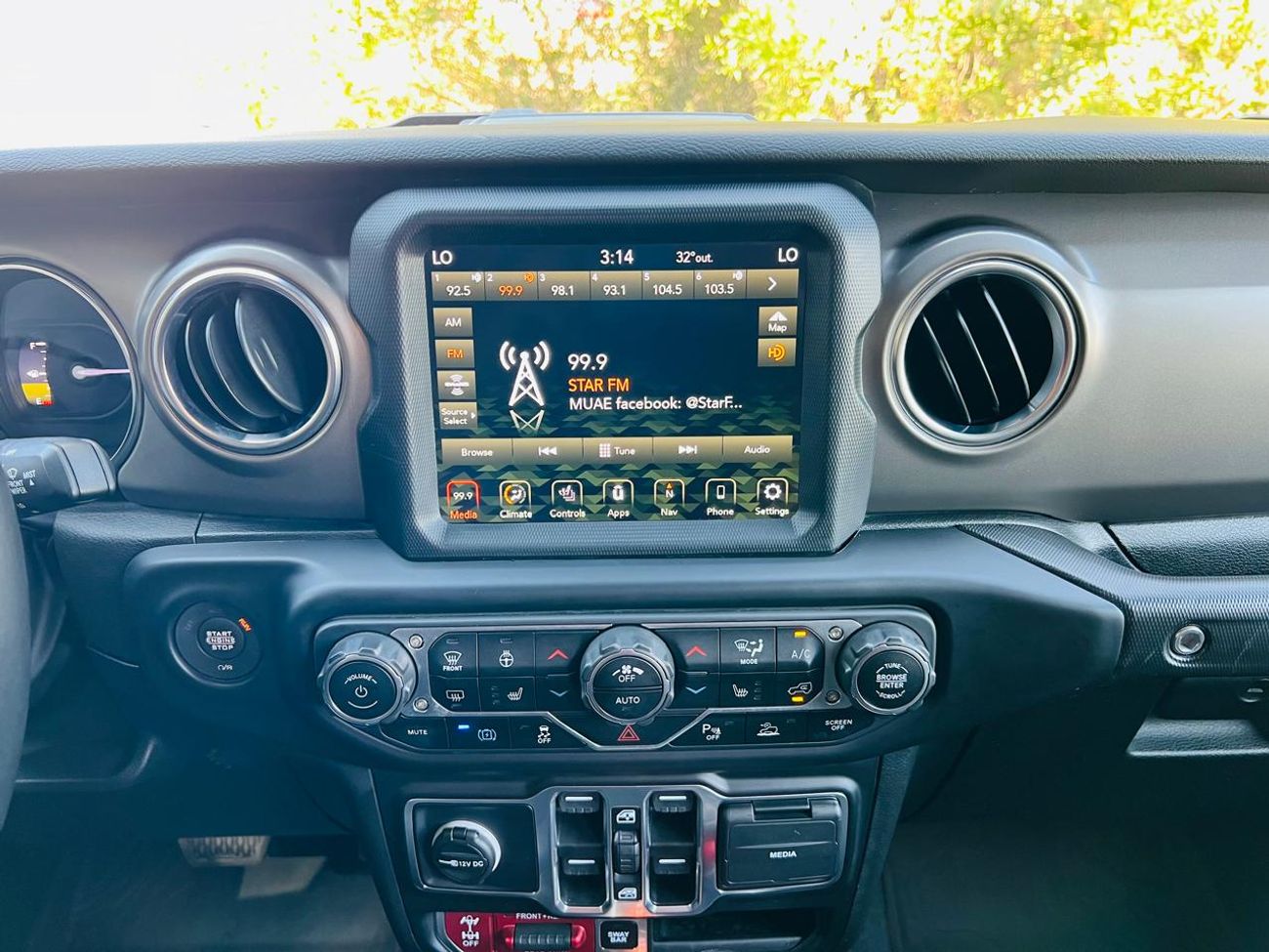 جيب رانجلر RUBICON HYBRID