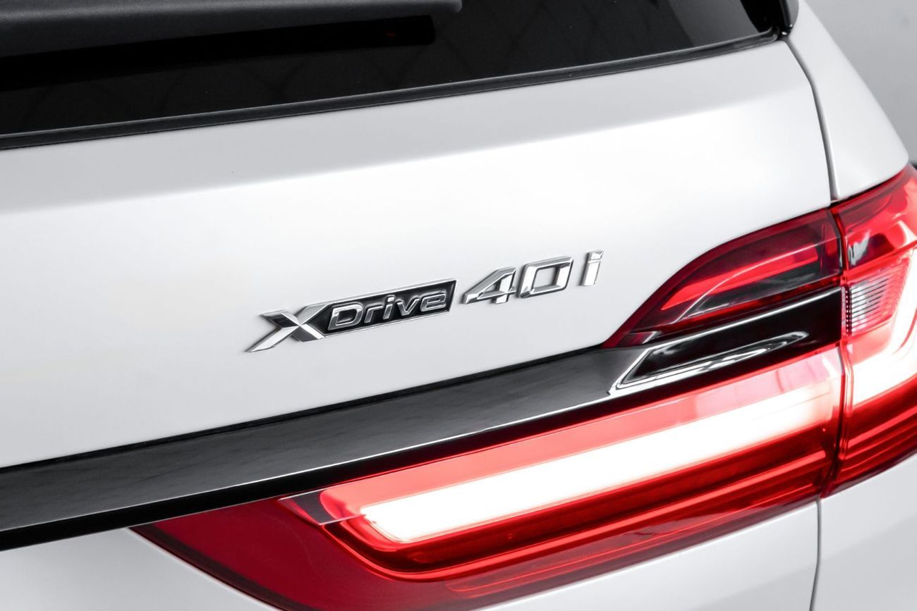 بي أم دبليو X7 40i M Sport Premium 3.0L