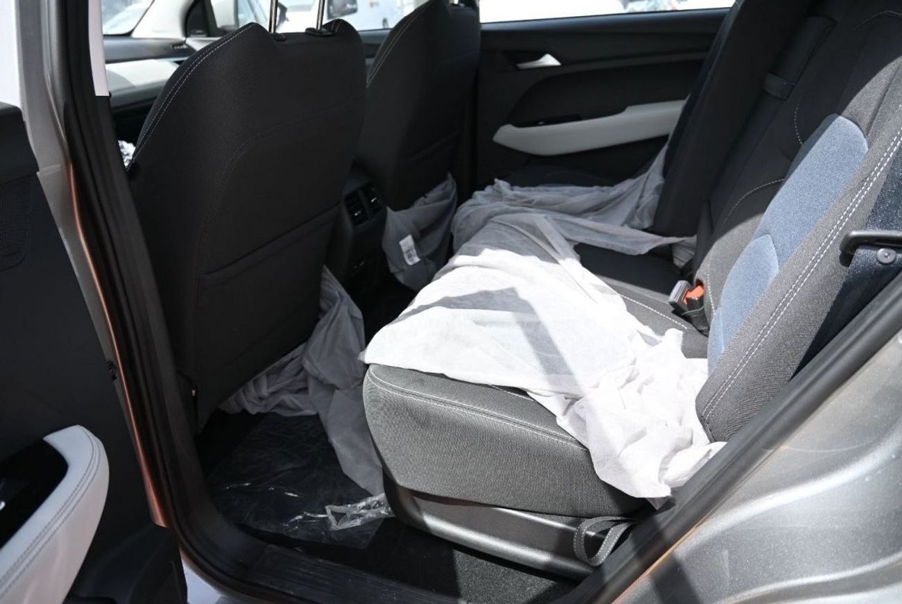 Chevrolet Captiva Chevrolet Captiva Premier 1.5L Petrol, L4 SUV, FWD, 5 Doors, Sunroof, Driver Electric Seats, Cruise