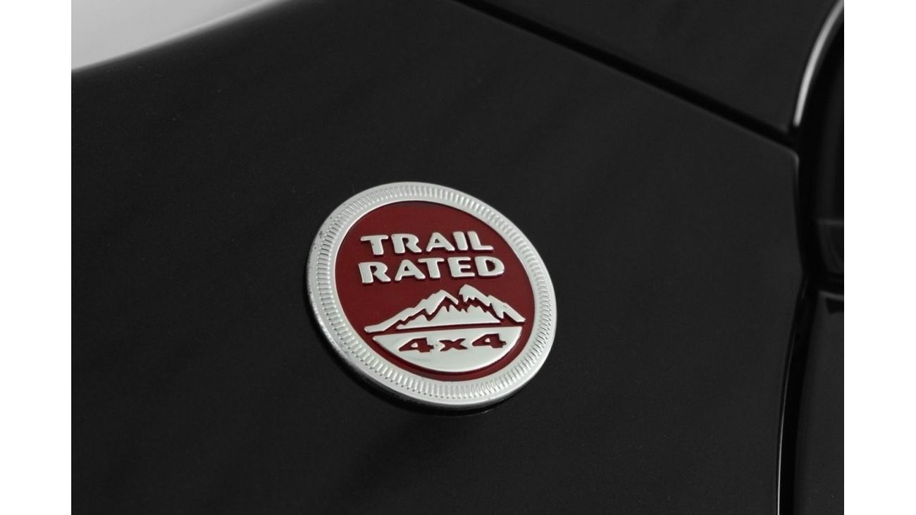 Jeep Cherokee Trailhawk 2016 Jeep Cherokee Trail-Hawk V6 / Full-Service History