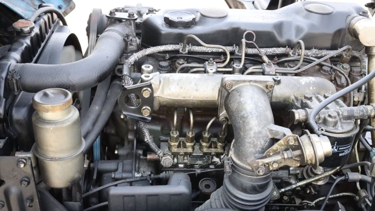 Mitsubishi Canter Van 