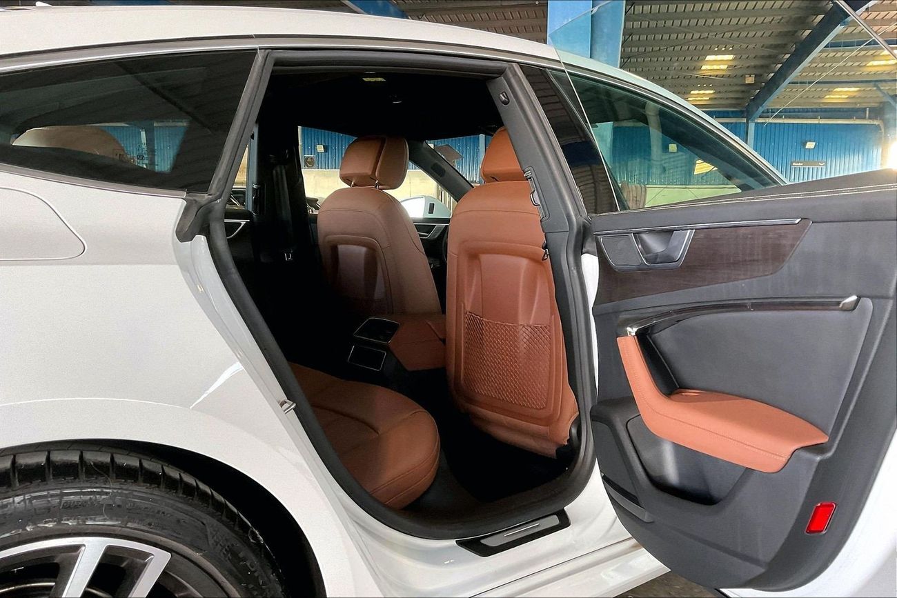 أودي A7 45 TFSI S-Line | شامل الضمان | 0 ﺪﻔﻋﺓ ﺃﻮﻟﻯ