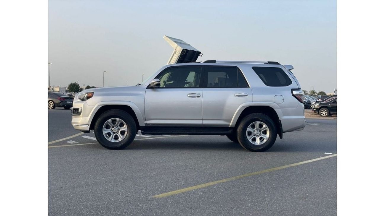 تويوتا Runner4 2019 Toyota 4Runner SR5 Premium 4x4 AWD Full Option Sunroof -  UAE PASS 5% VAT Applicable for UAE Re