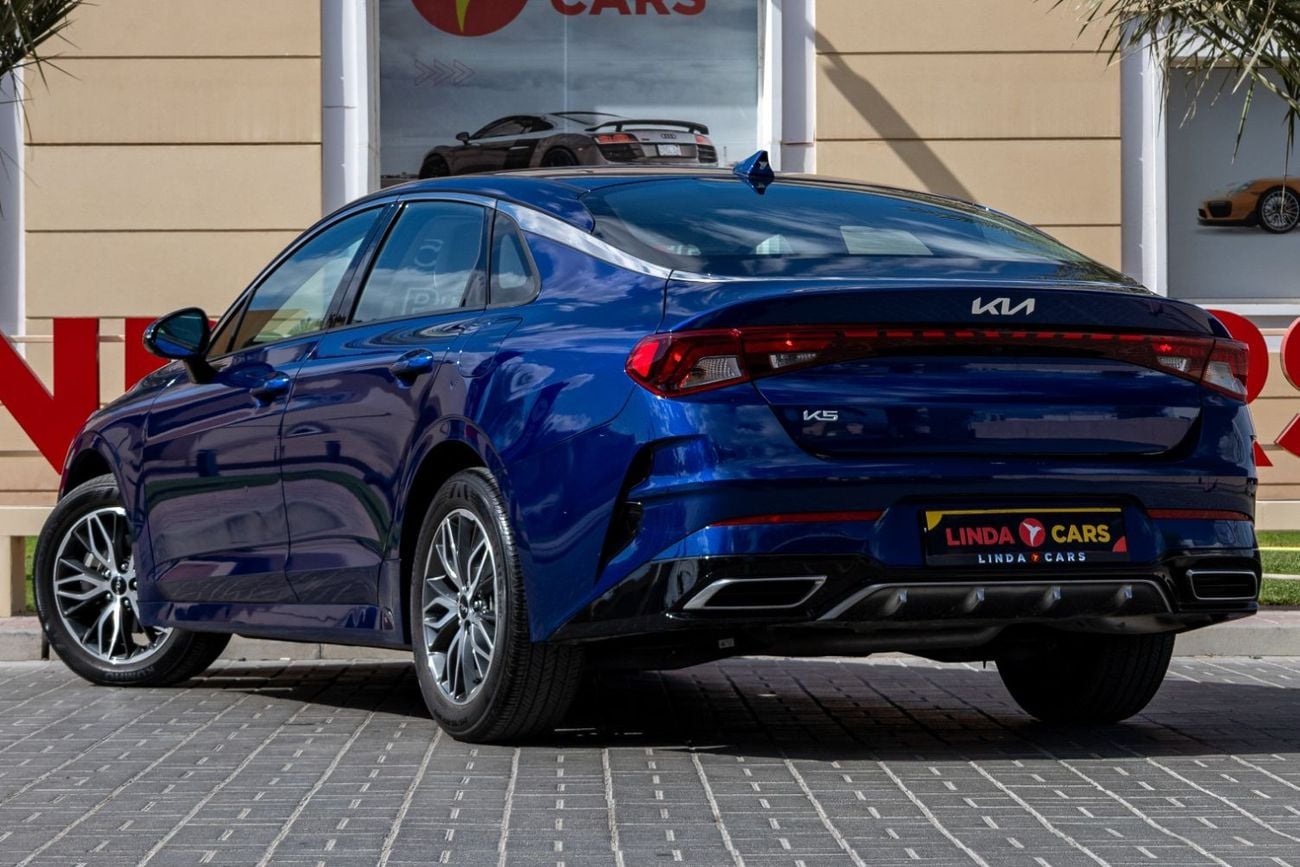 كيا K5 2.0L LX Kia K5 2023 GCC under Agency Warranty with Flexible Down-Payment.