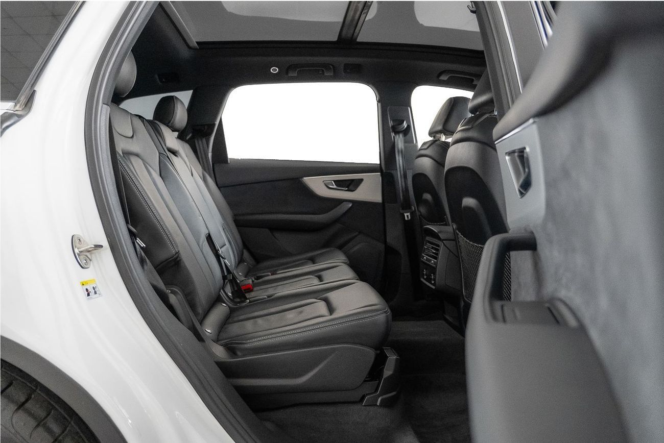 Audi Q7 55 TFSI quattro S-Line 3.0L