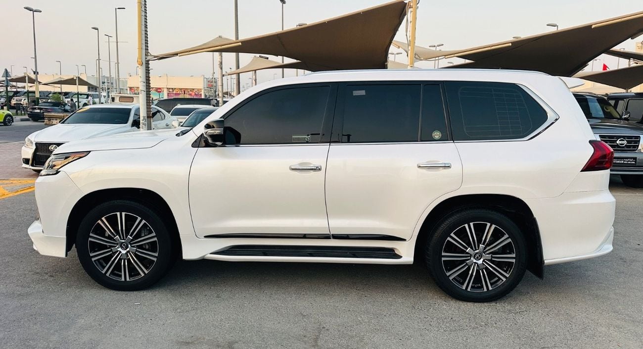 Lexus LX570 SIGNATURE
