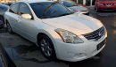 Nissan Altima Very clean