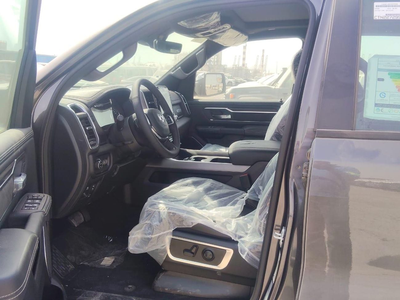 RAM 1500 LARAMIE CREW ( SPORTS PACK ) ( FOR RE-EXPORT ONLY)