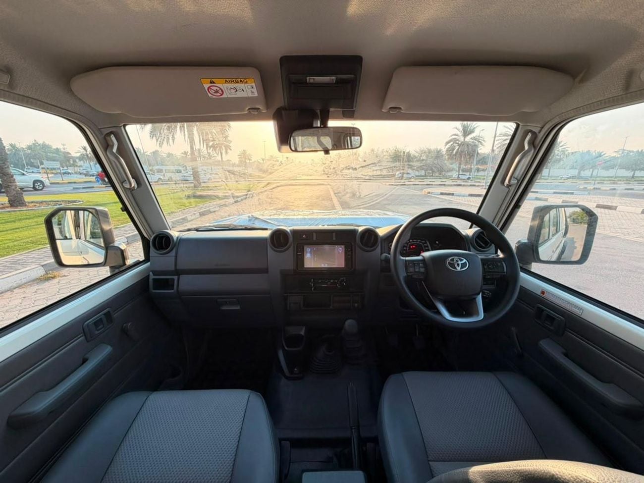 تويوتا لاند كروزر بيك آب Brand New L Pickup Australian Specs Diesel engine Right hand Drive Manual Gear