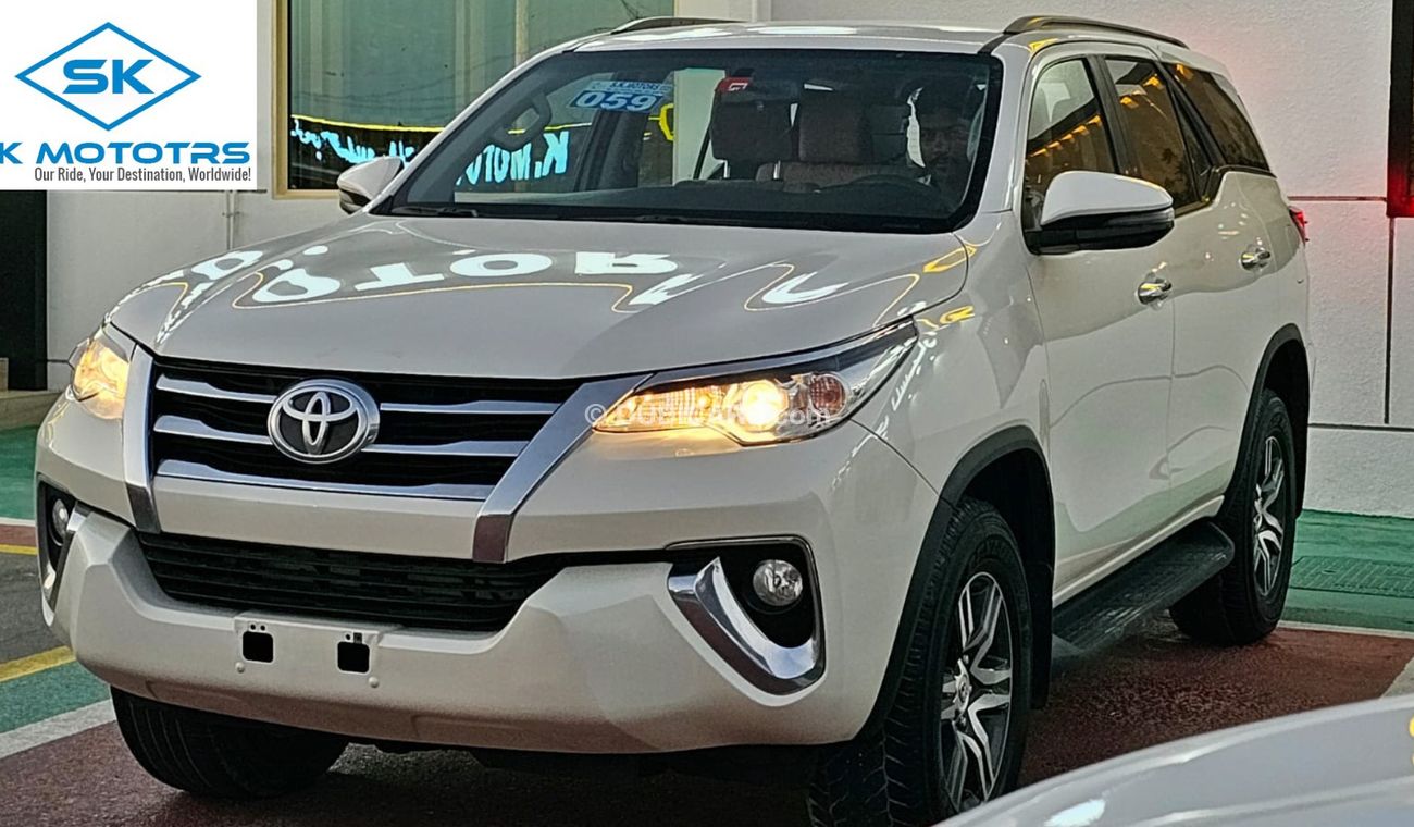 Toyota Fortuner EXR / V4 2.7L / 4WD / 1 YEAR WARANTY / INSURANCE- REGISTERATION (LOT #  8327)