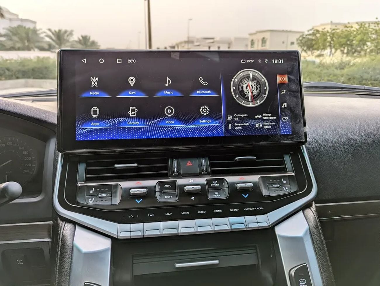 Toyota Land Cruiser GXR Facelifted With Interior and Exterior GCC Specs