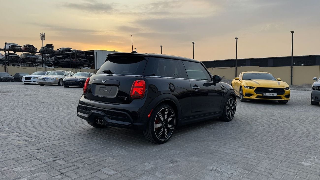 ميني كوبر إس 2.0L Turbocharged, 4-Cylinders