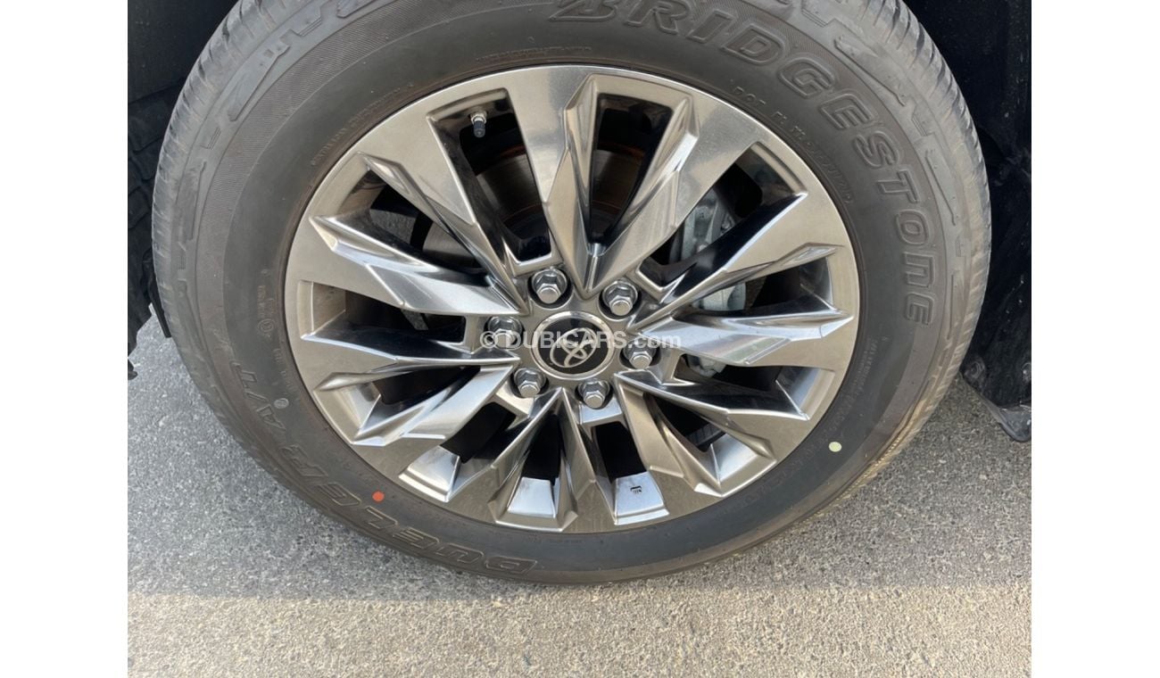 تويوتا لاند كروزر GXR