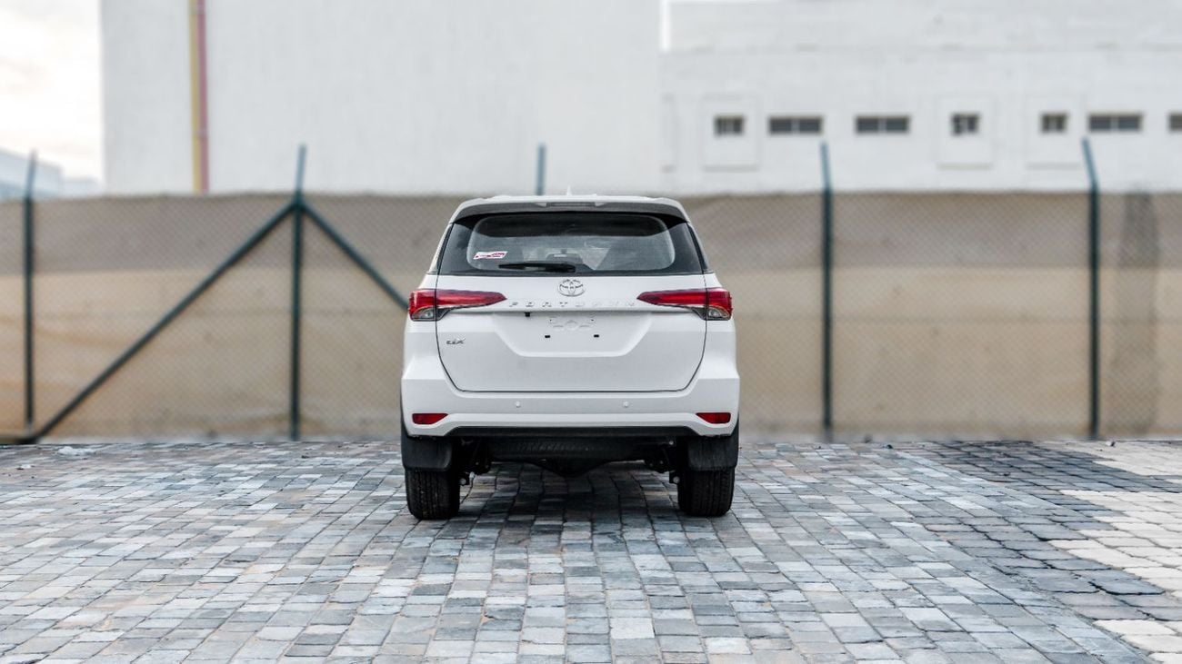 Toyota Fortuner EXR 2026 Toyota Fortuner GX 2.7L AT Petrol (White-Tan) RWD