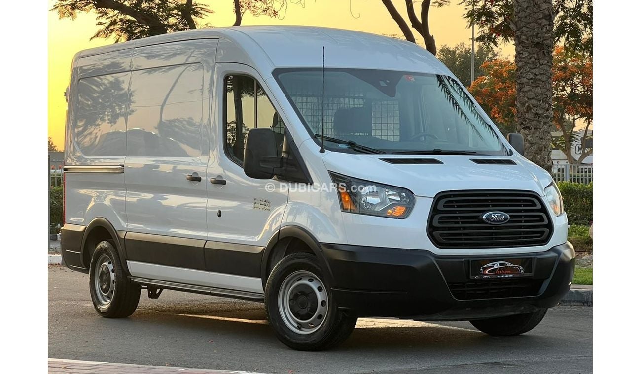 Ford Transit FORD TRANSIT 150 2017 V6 GCC FULL SERVICE HISTORY ORIGINAL PAINT