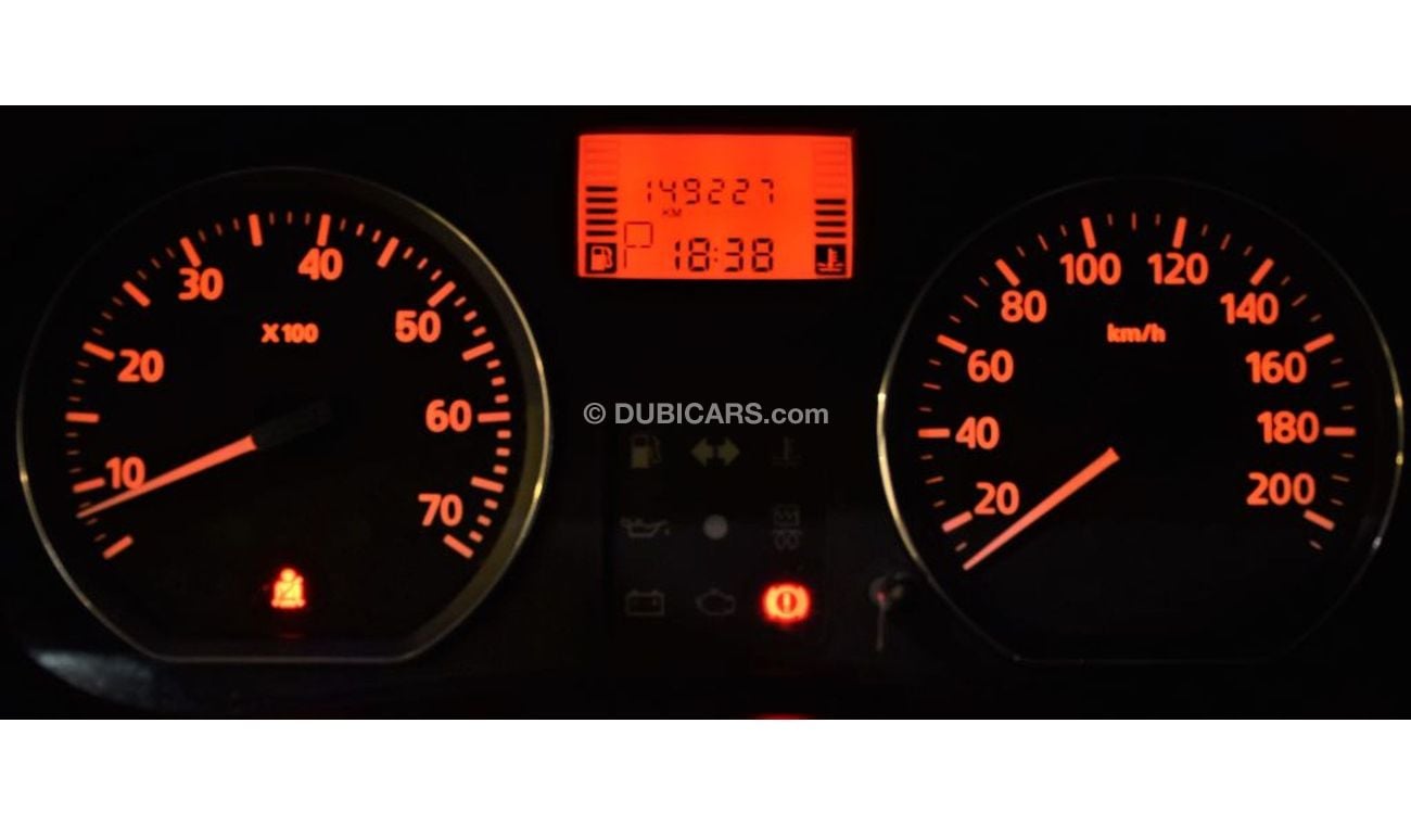 رينو لوجان EXECELLENT DEAL for this Renault Logan 1.6L 2013 Model!! in Red Color! GCC Specs