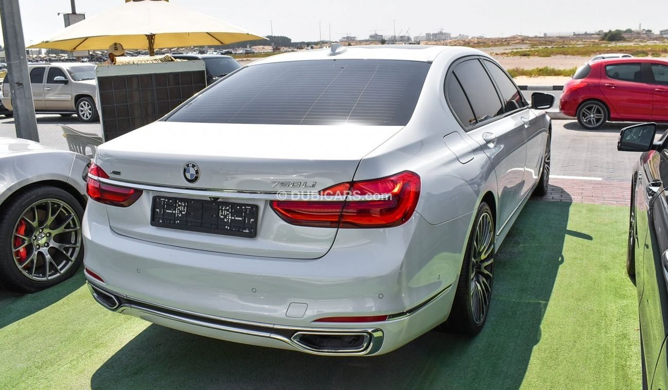 بي أم دبليو 750Li LI XDrive
