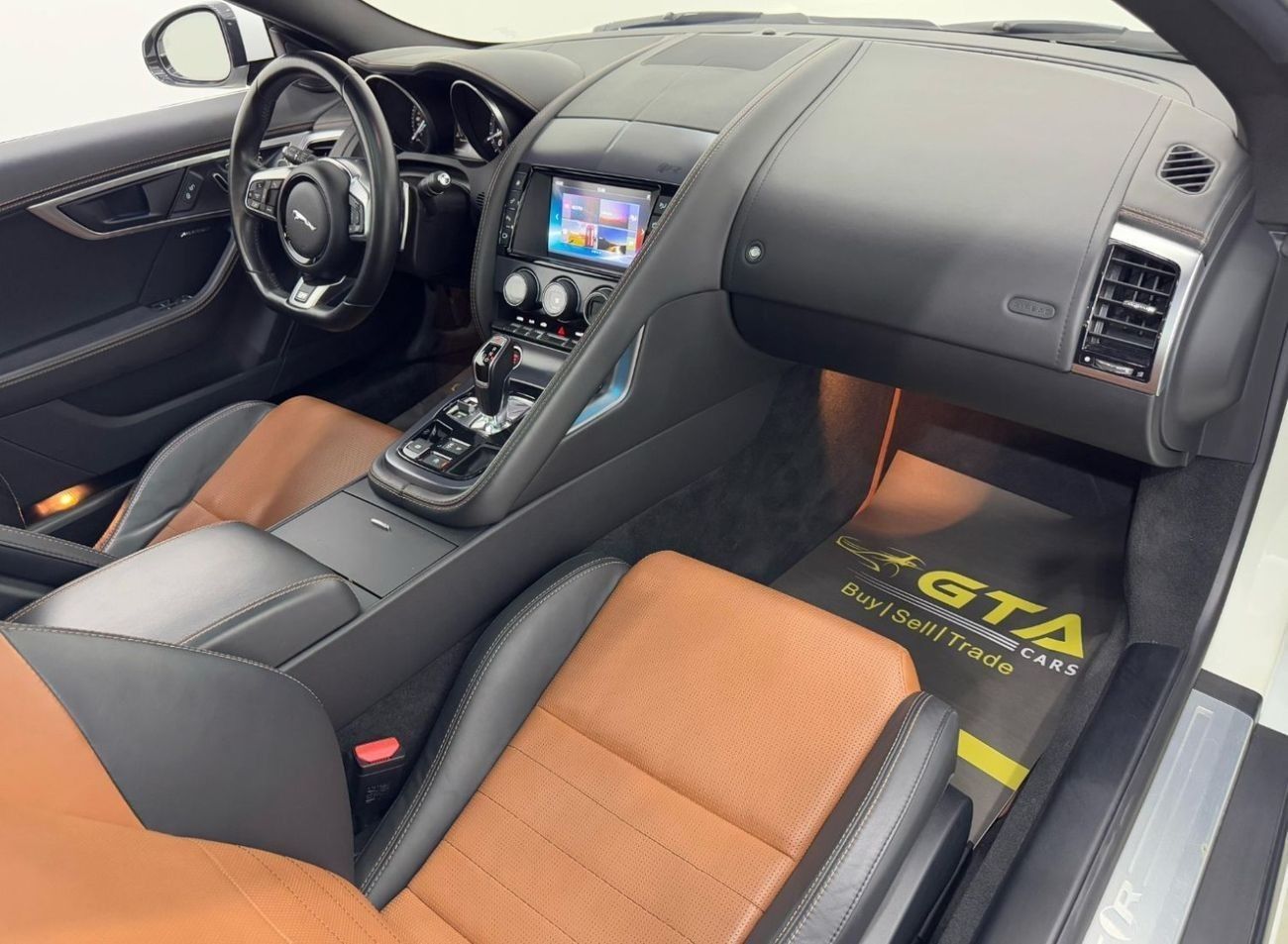 جاكوار F Type R 5.0L (550 HP) Coupe AWD 2018 Jaguar F-Type R, Warranty, Full Jaguar Service History, Excellent Con