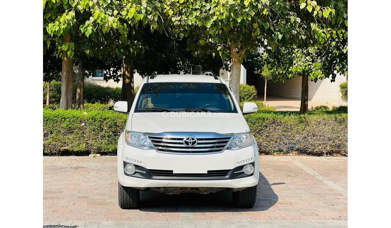 Toyota Fortuner GXR 1270 P.M FORTUNER 4.0 ll ORIGINAL PAINT ll 0% DP ll GCC ll WELL MAINTAINED