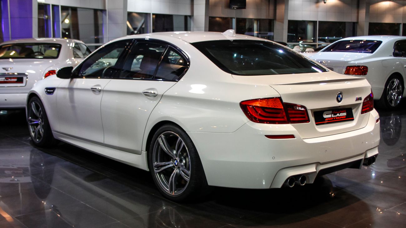 بي أم دبليو M5