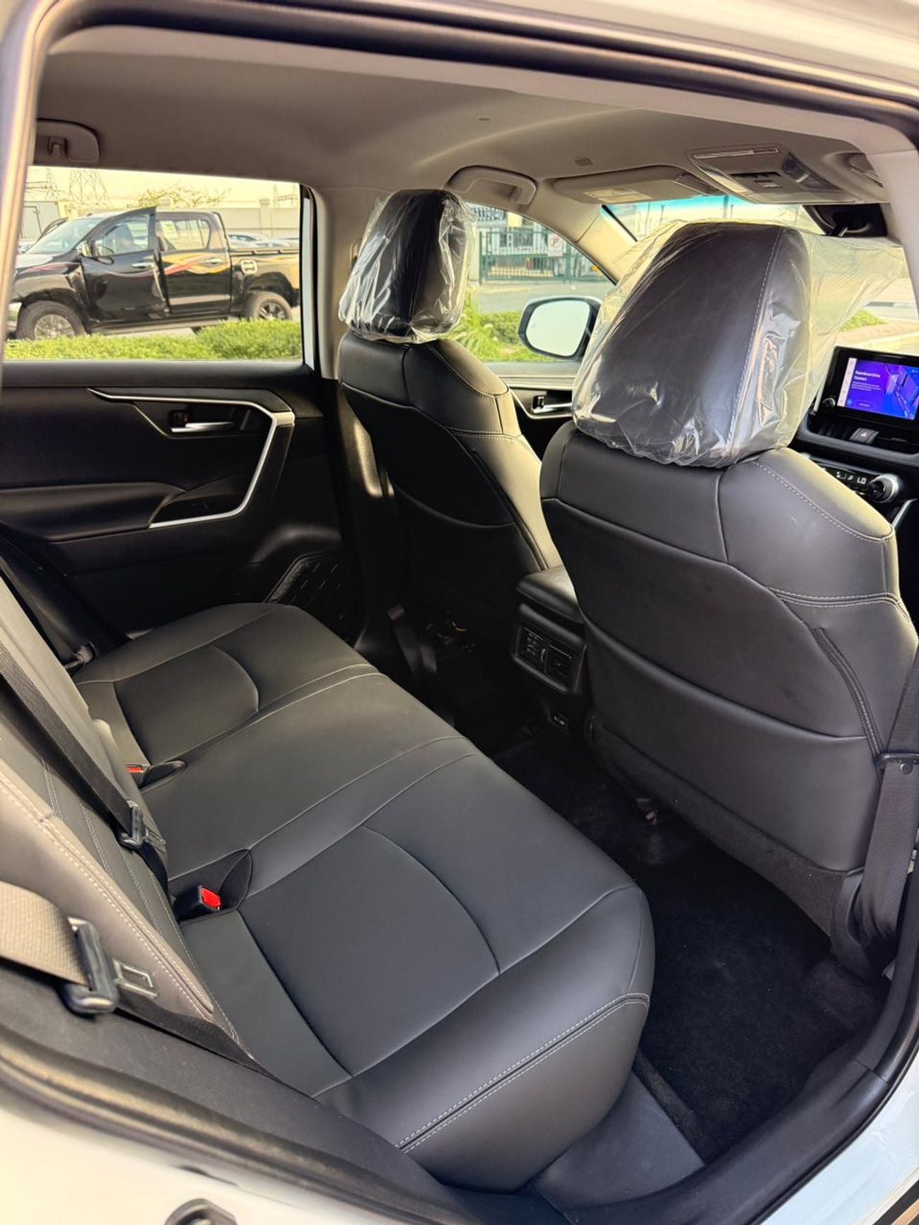 تويوتا راف ٤ XLE 2.5L full option