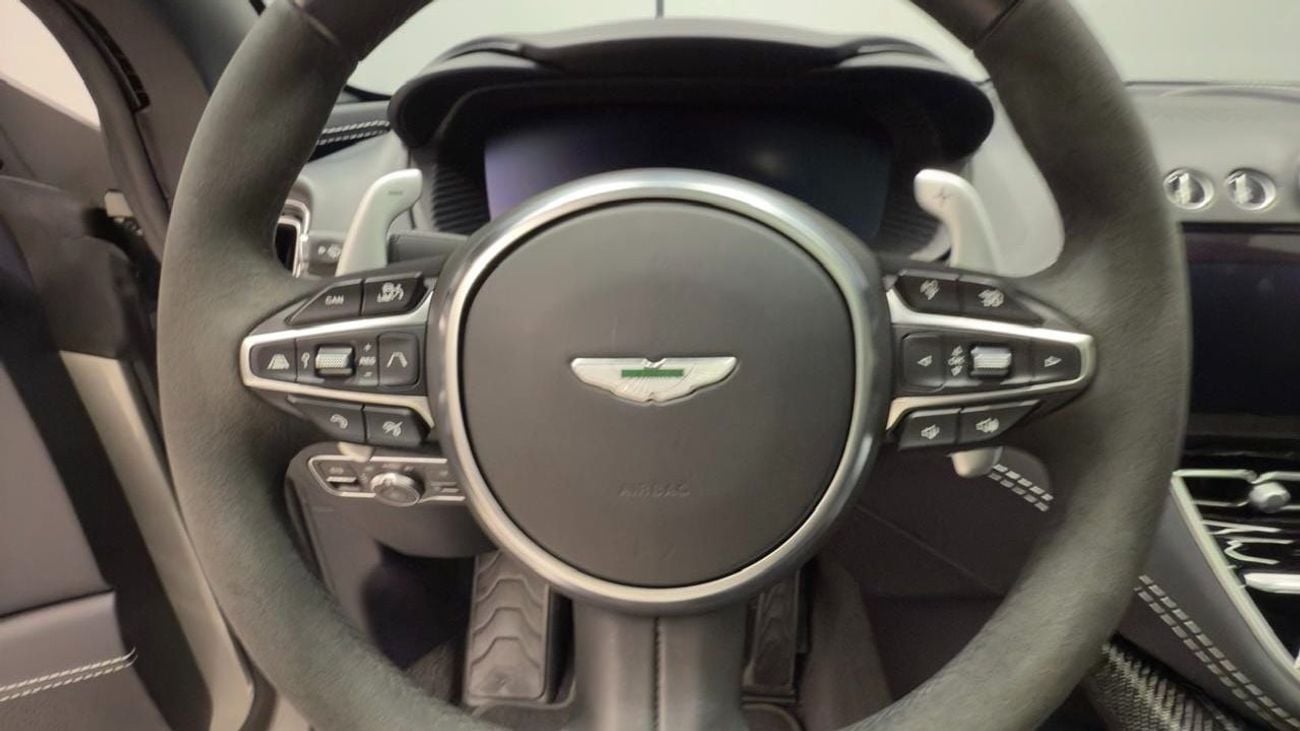 أستون مارتن DBX 707 - European Specs