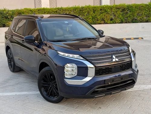 Mitsubishi Outlander PREMIUM 2024 GCC Specs Exterior and Interior Excellent Condition