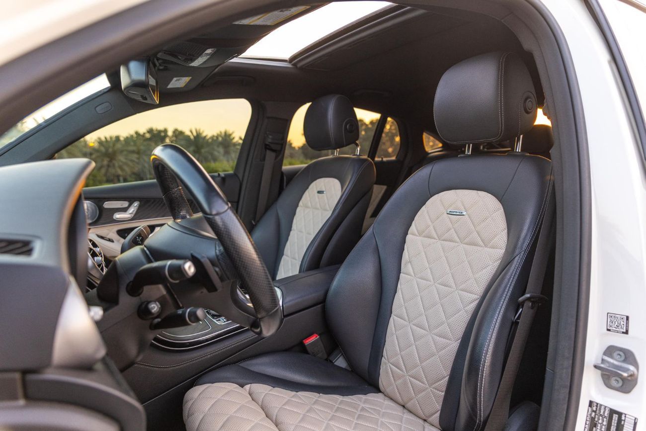 Mercedes-Benz GLC 300 AMG 2.0L